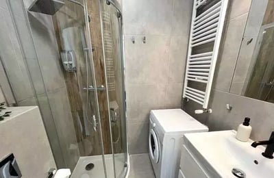 Долгосрочная аренда 3-комнатной квартиры 60 м² с балконом и кондиционером на ул. Na Grobli, Вроцлав