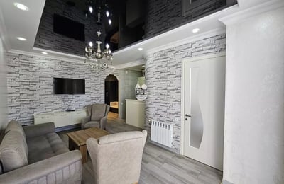 Long-term rental: apartment with sea view, Batumi, Georgia