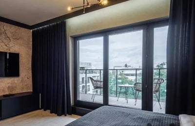 Long-term rental studio with a river view, Wrocław, Poland