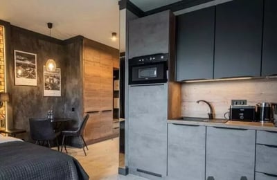 Long-term rental studio with a river view, Wrocław, Poland