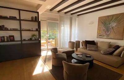 Long-term rental two-level penthouse in Vračar, Belgrade, Serbia