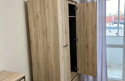 Alquiler a largo plazo piso con 2 habitaciones separadas en Breslavia, Polonia