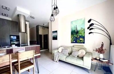 Long-term rental — Spacious 3-room apartment with a balcony, Praga-Południe, Warsaw