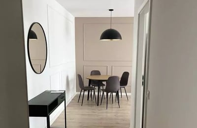 Alquiler a largo plazo de un apartamento de 2 habitaciones en la zona verde de Stabłowice, Breslavia