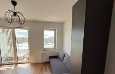 Long-term rental studio in Podgórze, Kraków — close to the lake