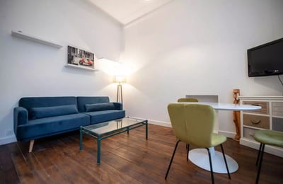 Long-term rental cozy 2-room apartment with mezzanine in Boulogne-Billancourt, Paris