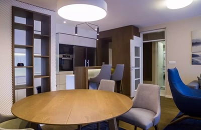 Long-term rental of a 4-room apartment near Tašmajdan Park, city center, Belgrade, Serbia