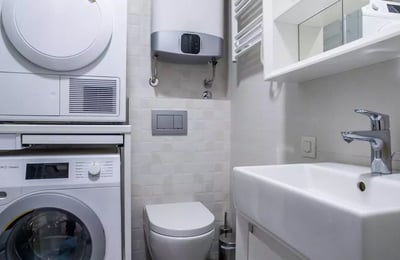 Long-term rental of a 4-room apartment near Tašmajdan Park, city center, Belgrade, Serbia