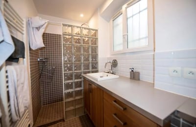 Alquiler a largo plazo apartamento de 2 habitaciones 55m² en el distrito 16 de París