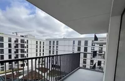 Long-term rental modern 3-room apartment with balcony in the Dębniki district, Kraków