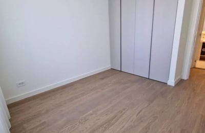 Long-term rental in Belgrade — stylish 3-room apartment 87m² in BW complex with balcony and parking