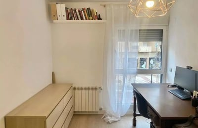 Long-term rental in Alicante — 3-bedroom apartment with terrace & parking, 130 m² near the center