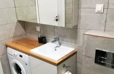 Long-term rental of 2-room apartment 45 m2 with balcony and parking in Mokotów district, Warsaw