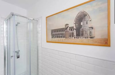 Long-term rental of a bright apartment in the center of Alicante, Spain