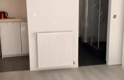Long-term rental of a 2-room apartment in Paris, France — 32 m², 16th arrondissement