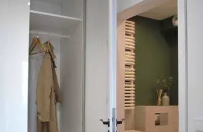 Location à long terme d’un appartement moderne près du centre-ville, Górka Narodowa, Cracovie, Pologne