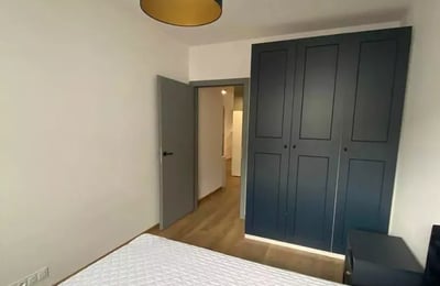 Долгосрочная аренда 2-комнатной квартиры 48 м² на Fort Wola, Варшава, Польша, рядом с метро
