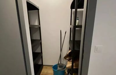 Долгосрочная аренда 2-комнатной квартиры 48 м² на Fort Wola, Варшава, Польша, рядом с метро