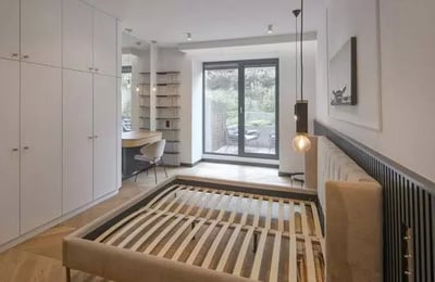 Location longue durée appartement 2 pièces de 64 m² avec terrasse, quartier Mokotów, Varsovie, Pologne