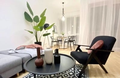 Long-term rental of a 3-room apartment, 90 m² in Warsaw, Poland