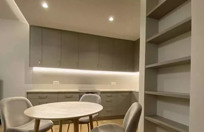 Долгосрочная аренда 2-комнатной квартиры 64 м² в Варшаве, Польша