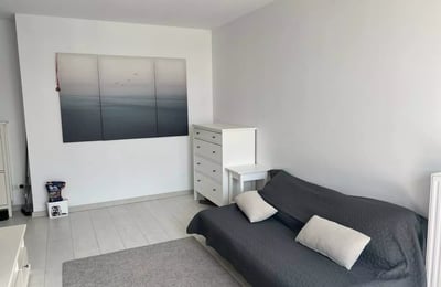 Long-term rental of a 2-room apartment, 46 m² in Warsaw, Poland