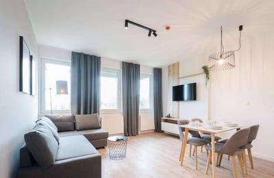 Long-term rental of a 2-room apartment, 48 m² in Wrocław, Poland