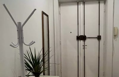 Langzeitmiete einer 2-Zimmer-Wohnung mit 58 m² in Belgrad, Serbien