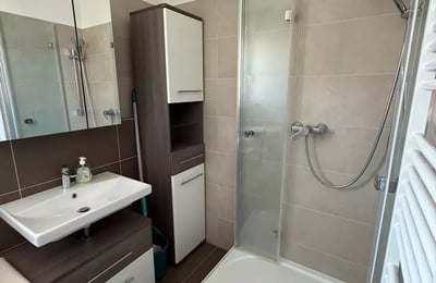 Location longue durée d’un appartement 3 pièces à Bratislava, Slovaquie — enfants acceptés