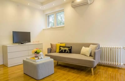 Long-term rental of a 2-room apartment, 51 m² in Belgrade, Serbia