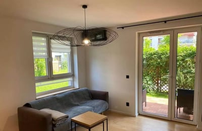 Alquiler a largo plazo de un departamento de 2 habitaciones de 45m² en Cracovia, Polonia