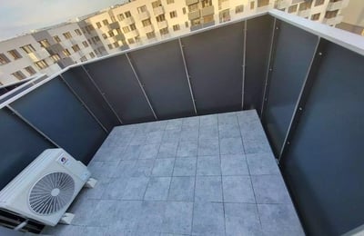 Alquiler a largo plazo de un departamento de 3 habitaciones de 52.5m² en Cracovia, Polonia