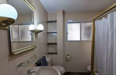 Long-term rental 3-bedroom apartment in Alicante, Spain