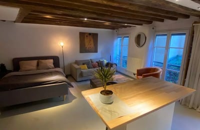 Long-term rental of a 35 m² studio in Paris, France