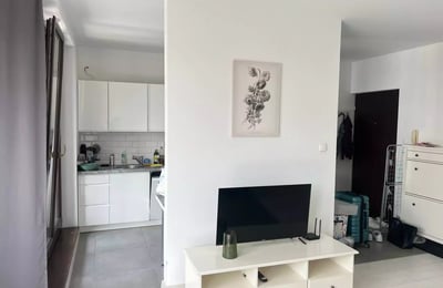 Langzeitmiete einer 46 m² großen Zwei-Zimmer-Wohnung mit Balkon im Warschauer Stadtteil Białołęka
