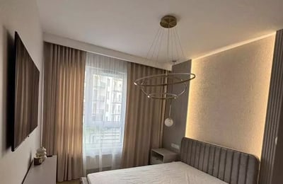 Langzeitmiete einer 55 m² großen Dreizimmerwohnung im Stadtteil Włochy, Warschau, Polen