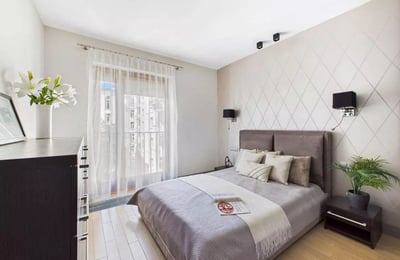 Долгосрочная аренда трёхкомнатной квартиры 80 м² в районе Śródmieście, Варшава, Польша