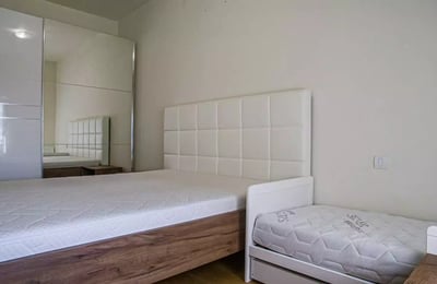 Alquiler a largo plazo de apartamento de 2 habitaciones 57 m² en Belgrado, Serbia