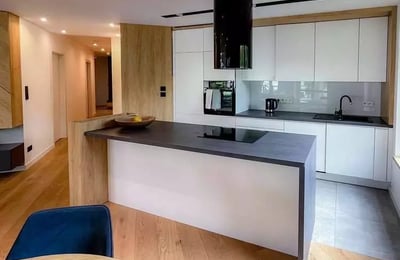 Long-term rental of 4-room apartment 125 m² in Warsaw, Poland