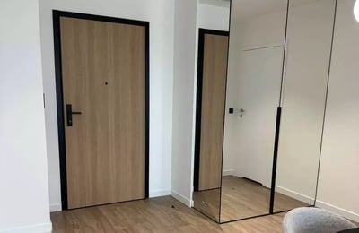 Long-term rent of a 2-room apartment 40m² in Wola district, Warsaw, Poland