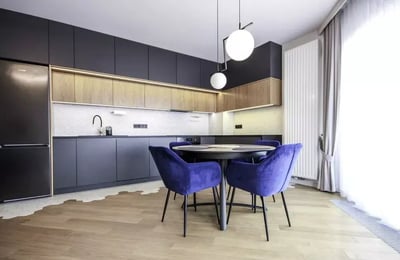 Alquiler a largo plazo de un piso de 4 habitaciones y 94m² en Cracovia, Polonia
