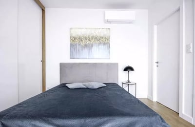 Alquiler a largo plazo de un piso de 4 habitaciones y 94m² en Cracovia, Polonia