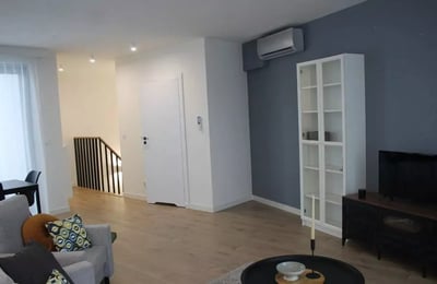 Long-term rent of a 5-room apartment 113m² in Krakow, Poland