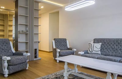 Long-term rental of a 2-room apartment 64m² in New Belgrade district, Belgrade, Serbia