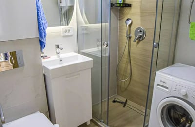 Long-term rental of a 2-room apartment 64m² in New Belgrade district, Belgrade, Serbia