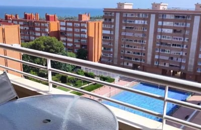 Location longue durée d’un appartement de 145m² dans le quartier San Gabriel, Alicante, Espagne