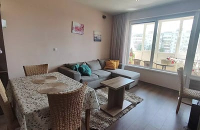 Langfristige Vermietung einer 3-Zimmer-Wohnung mit Parkplatz im Stadtteil Văzrazhdane 1, Warna, Bulgarien