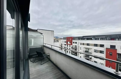 Долгосрочная аренда 3-комнатной квартиры 90 м² в Брашове, Румыния