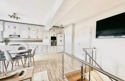 Долгосрочная аренда 3-комнатной квартиры 90 м² в Брашове, Румыния