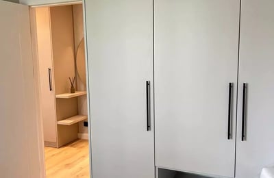 Alquiler a largo plazo de un piso de 3 habitaciones y 53 m² en el distrito Ursus, Varsovia, Polonia